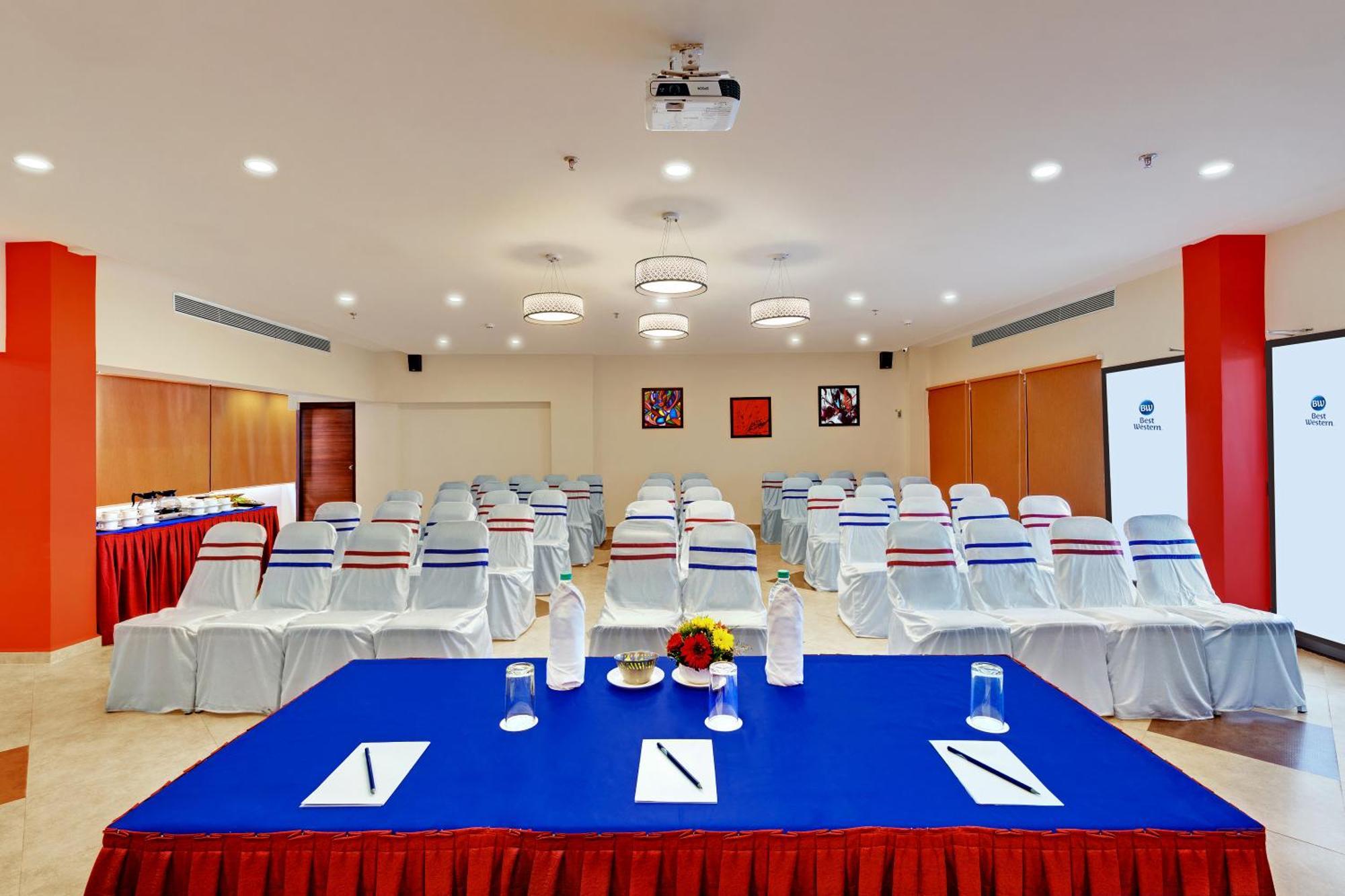 Best Western Alkapuri, Βαντοντάρα Εξωτερικό φωτογραφία