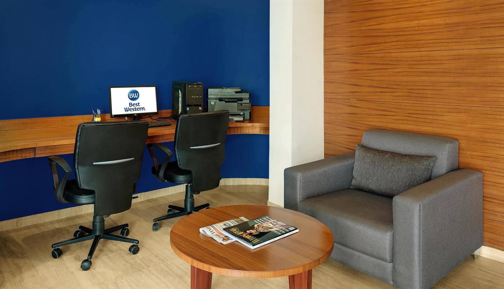 Best Western Alkapuri, Βαντοντάρα Εξωτερικό φωτογραφία